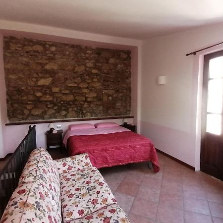 Casale Le Due Querce Guest House Ferentillo Bagian luar foto